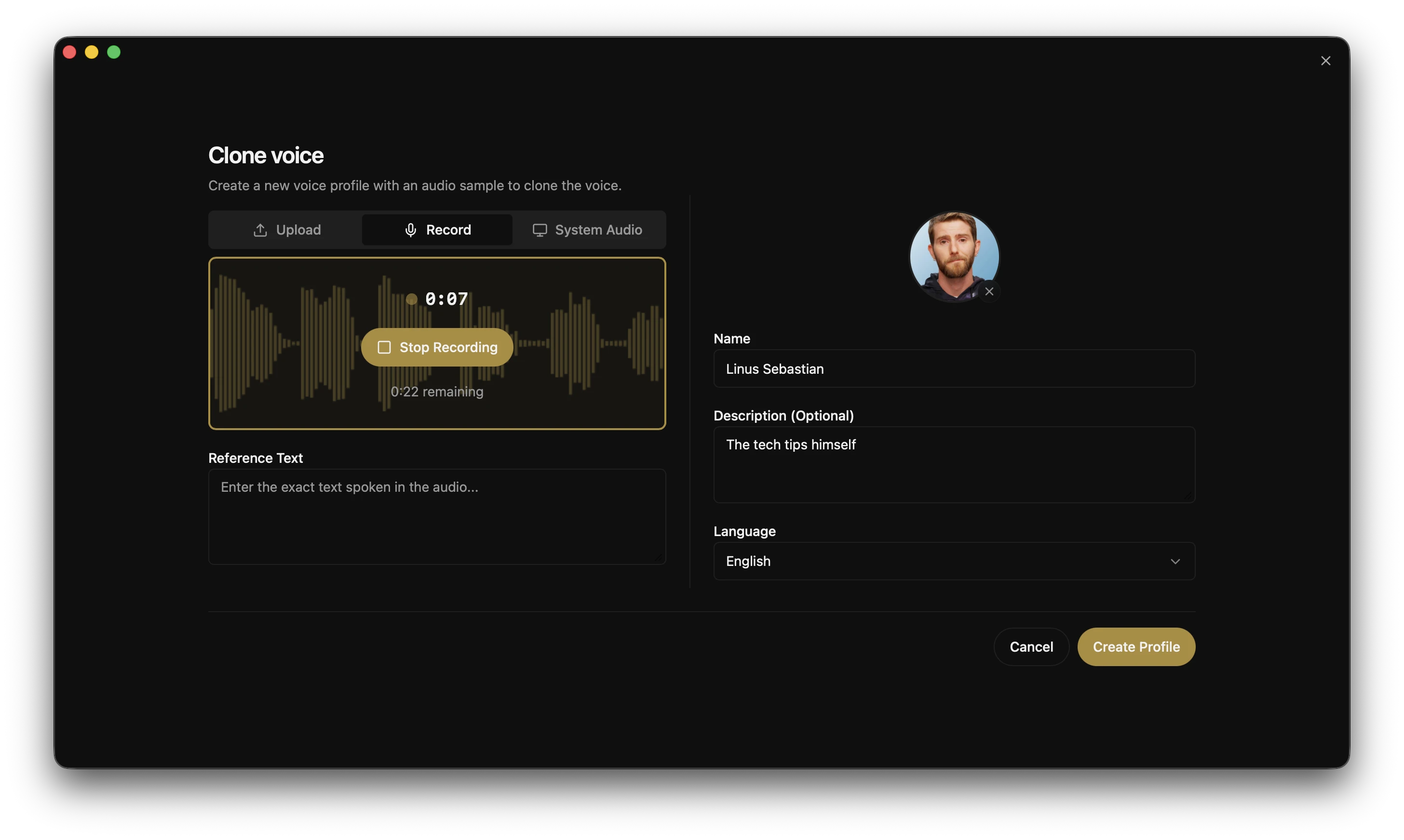 voiceboxのClone voiceダイアログ。Upload/Record/System Audioの3タブと録音波形、Reference Text、Name/Description/Language入力欄が並ぶ