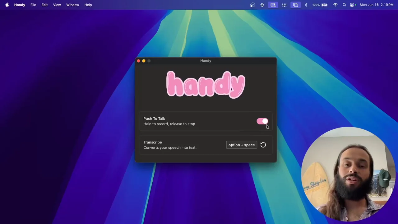 Handyの設定ウィンドウ。Push To Talk（押している間だけ録音）のトグルと、Transcribeのショートカット割り当てが並ぶ